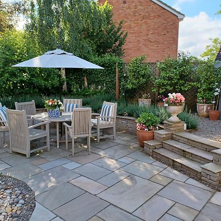 Harlequin B&B Ledbury Dış mekan fotoğraf