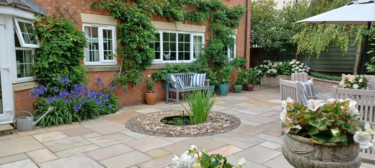 Harlequin B&B Ledbury Dış mekan fotoğraf