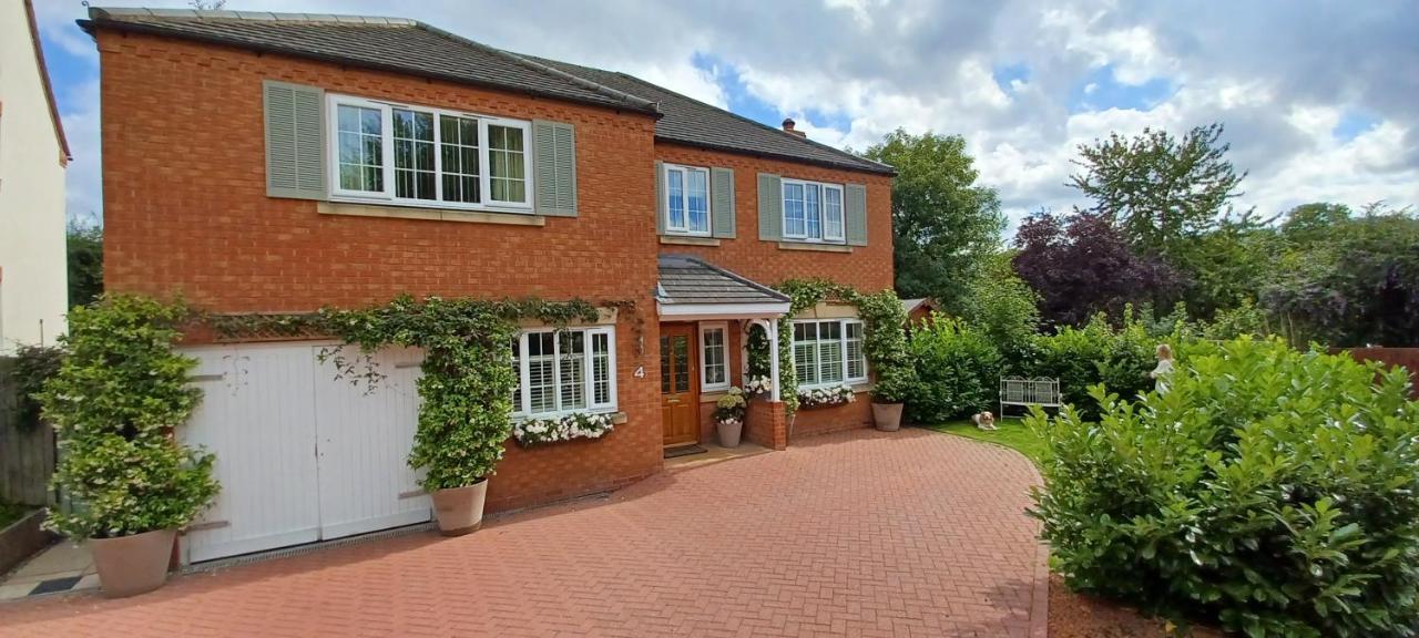 Harlequin B&B Ledbury Dış mekan fotoğraf